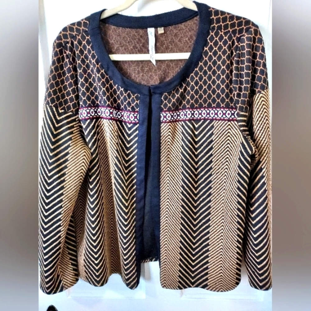 NY Collection size PXL open front cardigan sweater, tan/black/white